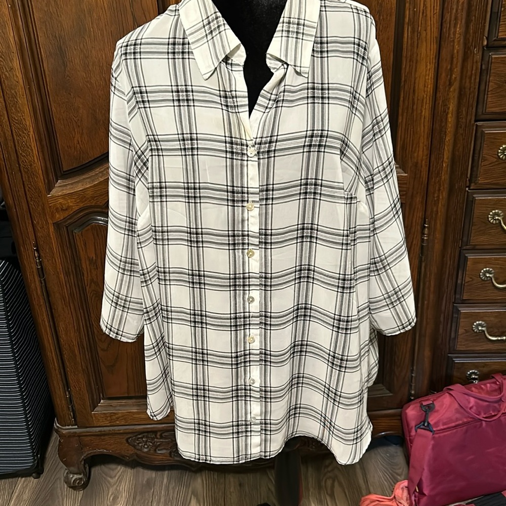 Kim rogers blouse, 3X light weight